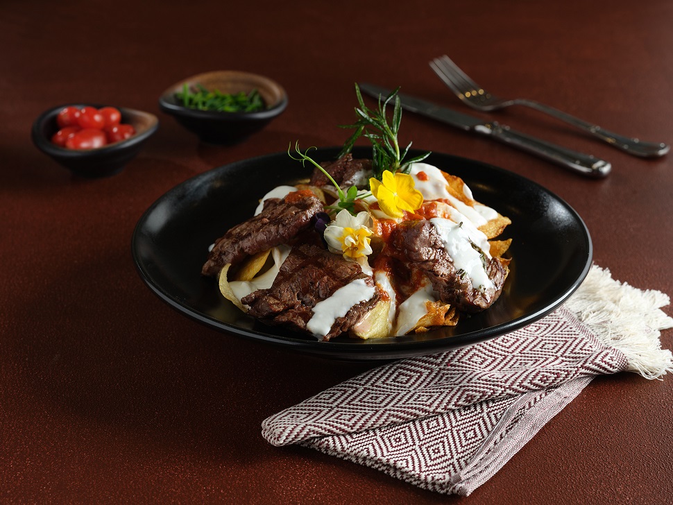 YOĞURTLU ÇITIR PATATESLİ BONFİLE