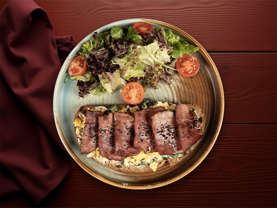 Roast Beef Ekmek Üstü