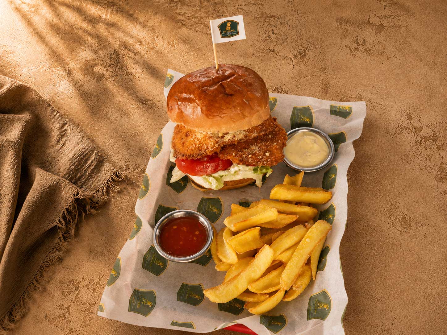 CAESAR CHICKEN BURGER