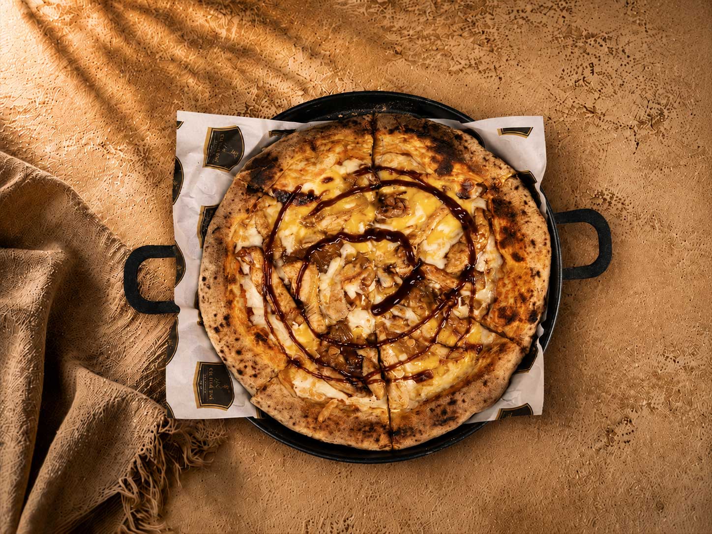 BBQ TAVUKLU PİZZA - BBQ CHICKEN PIZZA