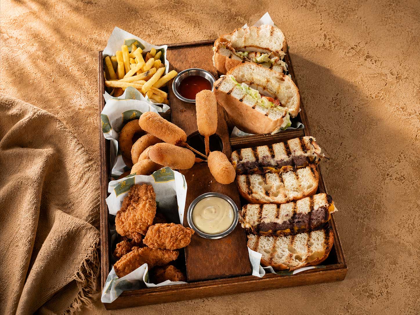 COMBO BOARD