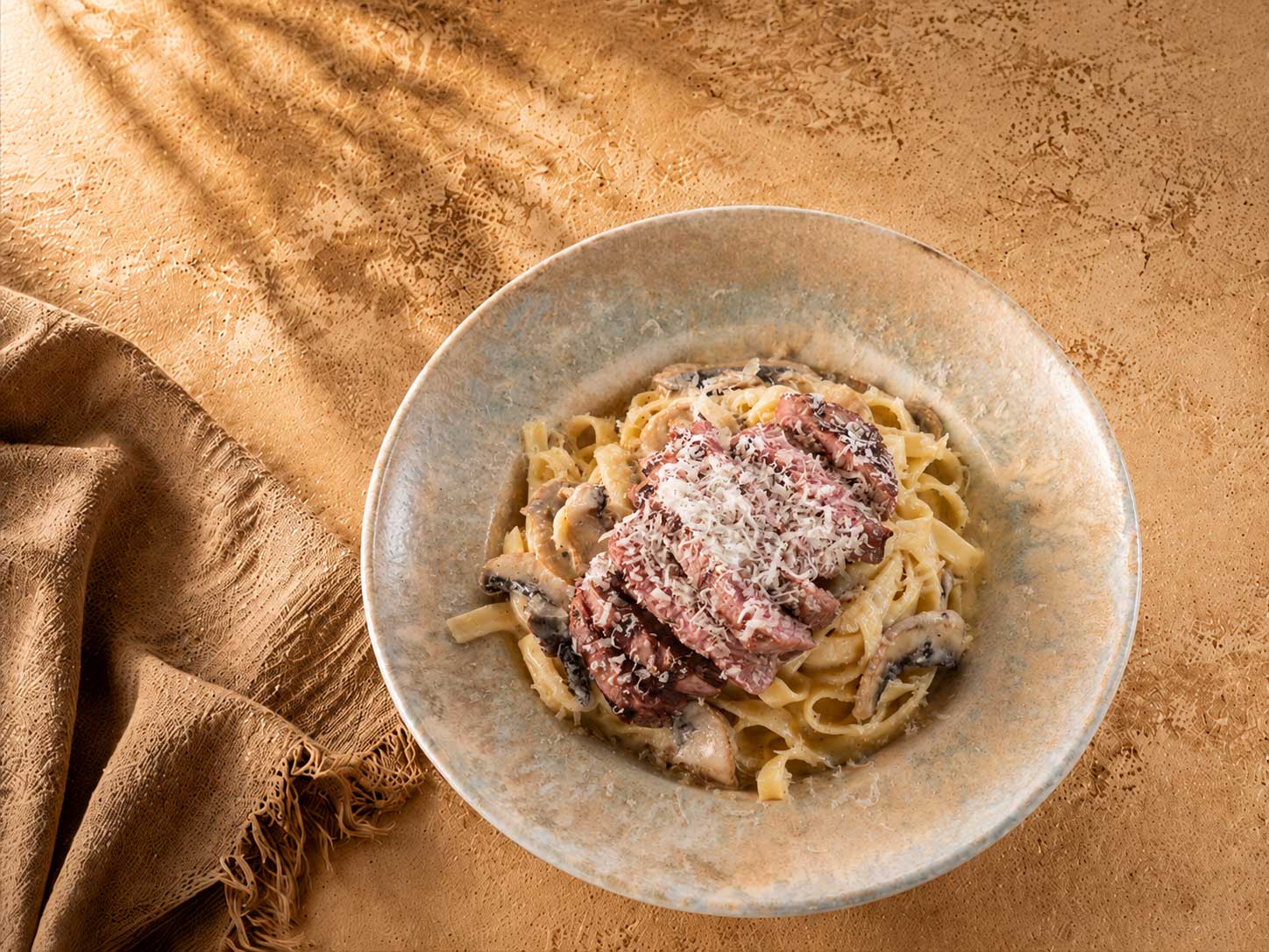 ALFREDO TAGLIATELLE (BONFİLE) - ALFREDO TAGLIATELLE (BEEF TENDERLOIN)